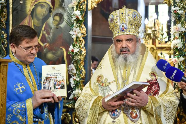 Patriarhul României: „Maica Domnului este icoana vie a Bisericii”