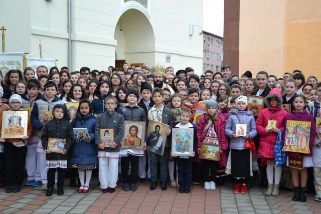 Procesiune cu icoane în Duminica Ortodoxiei, la Caransebeș
