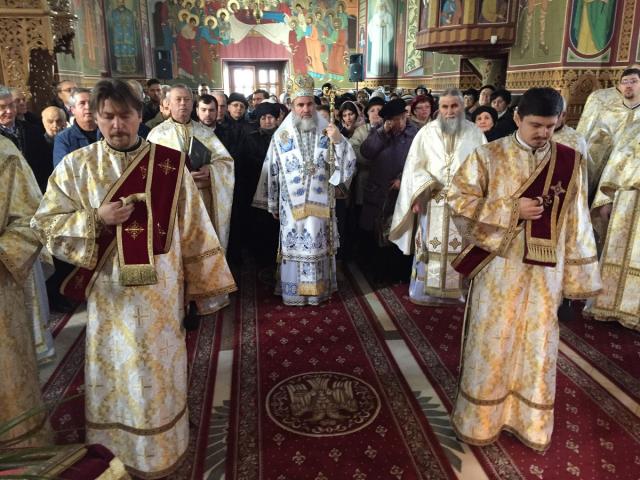 Liturghia, scopul fundamental al misiunii preotului