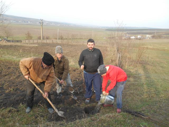 Proiectul misionar „Vestitorii Primăverii”, în parohiile Chișcăreni și Satu Nou