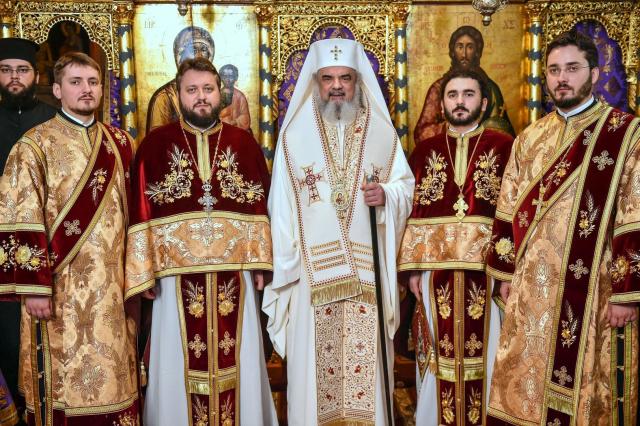 Patriarhul României: „Sfântul Gheorghe este grabnic ajutător tuturor celor care doresc să fie buni ostaşi ai lui Hristos”