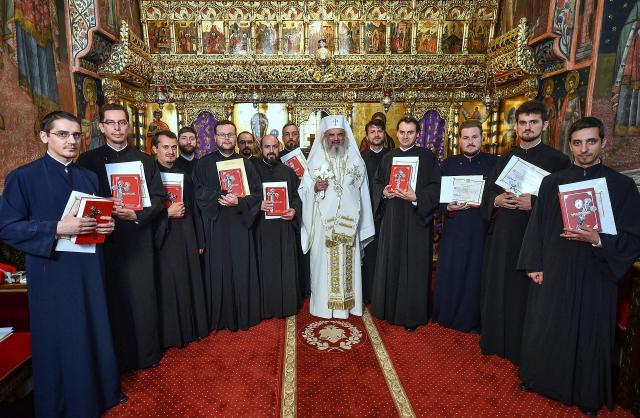 Hirotesii întru duhovnic, la Paraclisul istoric al Reşedinţei Patriarhale