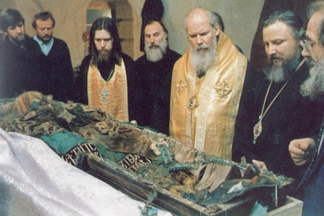 Moaștele Sfântului Ierarh Tihon, Patriarhul Moscovei și al întregii Rusii