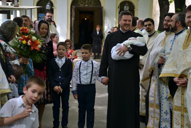 „Îmbrăcarea în Dumnezeu se poate găsi în esența ei într-o singură haină – cea a rugăciunii”
