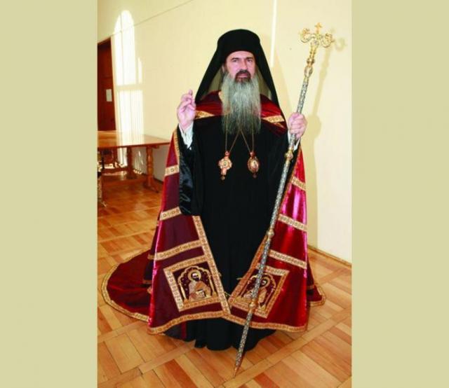 Înaltpreasfinţitul Teodosie aniversează instalarea ca Arhiepiscop al Tomisului