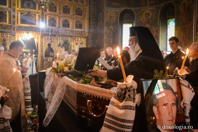Academicianul Valeriu Cotea a fost înmormântat astăzi