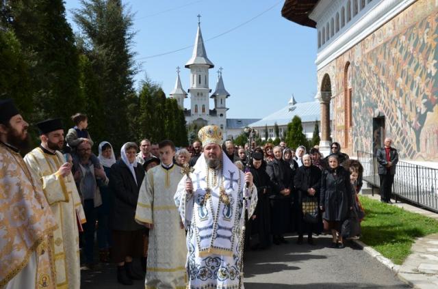 Duminica a III-a din Postul Mare, la Mănăstirea „Sfânta Cruce” din Oradea