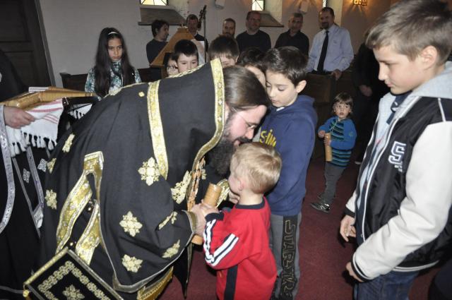 Vizite pastorale ale Preasfințitului Părinte Macarie, în parohiile româneşti din Norvegia