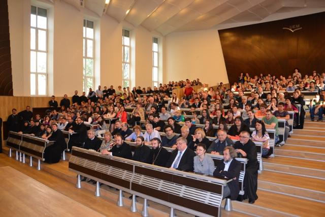 Conferința „Tinerii și Biserica” a avut loc la Reșița