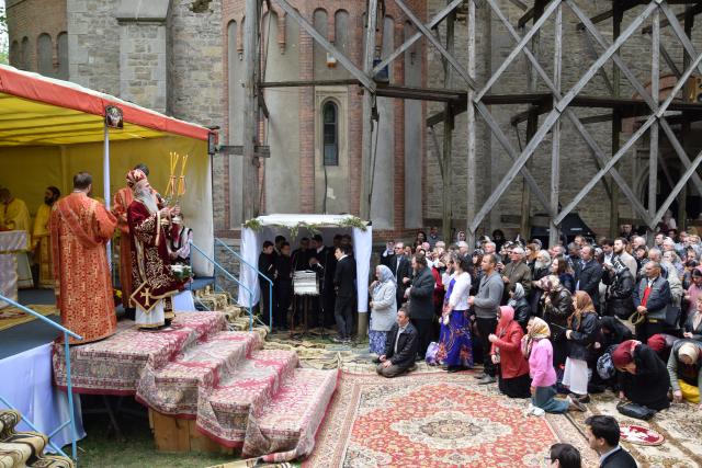IPS Părinte Mitropolit Teofan, prezent la hramul Municipiului Botoșani