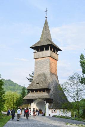 (Foto) Mănăstirea Bârsana – „Muntele Athos de Maramureș”