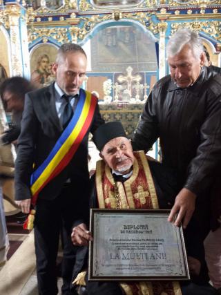 Moment aniversar deosebit la Ghigoieşti: părintele Pavel Filipescu a împlinit 100 de ani