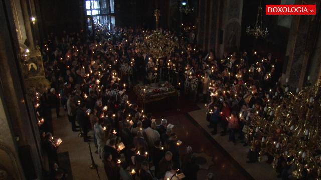 Prohodul Domnului la Catedrala Mitropolitană din Iași