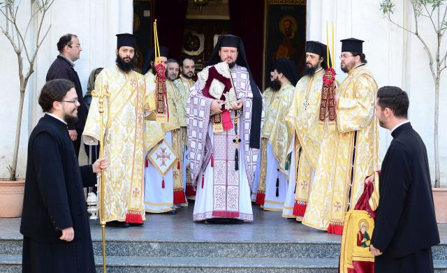 Preasfinţitul Timotei Prahoveanul: „Să ne luăm crucea şi împreună cu Hristos să mergem spre Înviere!”