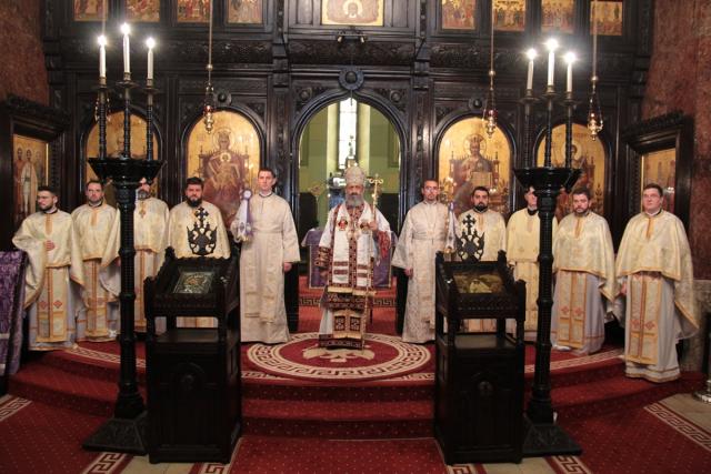 Slujire arhierească în Catedrala Reîntregirii din Alba Iulia