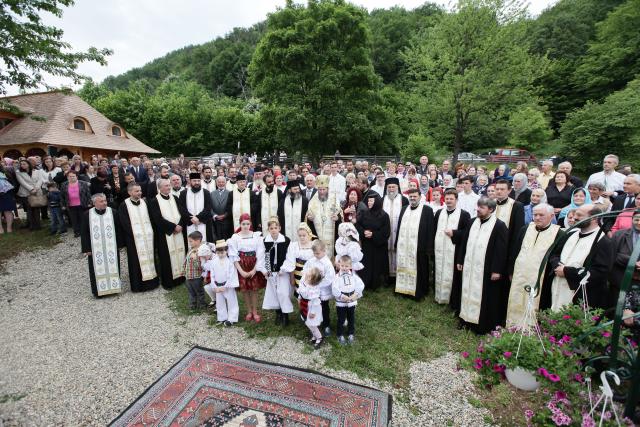 Sfinţirea locului pentru biserica Schitului „Schimbarea la Faţă a Domnului” din Baia Mare