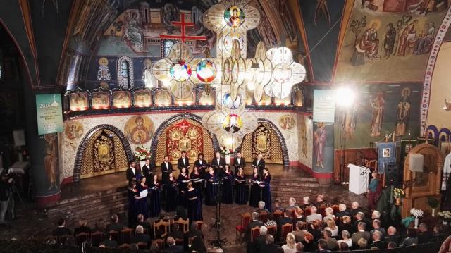 „Biserica promovează valorile tradiţionale româneşti“