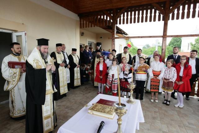 Sfinţitrea casei sociale din Valea Vinului