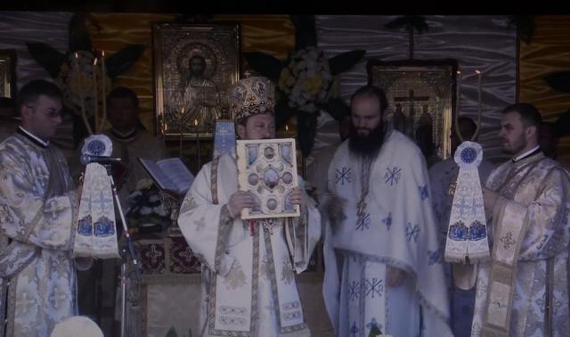 Biserici resfinţite în Mitropolia Moldovei şi Bucovinei (GALERIE FOTO)