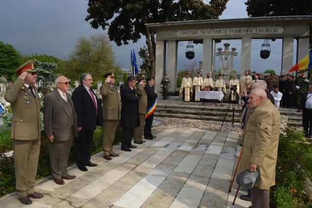 Ceremonial religios de Ziua victoriei, la Roman