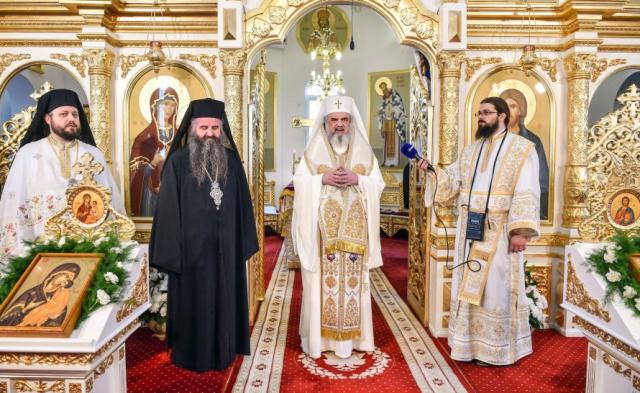 Patriarhul României: „Ajutorarea aproapelui este o lucrare de înviere a sufletului din suferinţă”