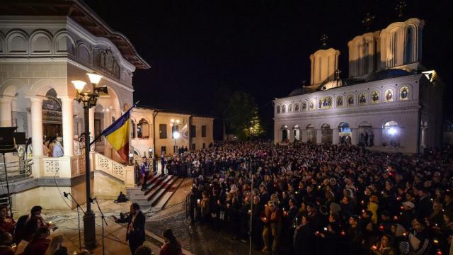 Patriarhul României: „Învierea lui Hristos este semnul biruinței iubirii Lui smerite asupra păcatului”