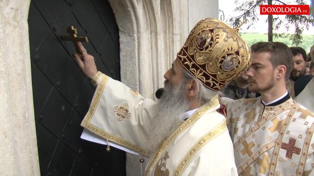 Resfințirea Mănăstirii Coșula