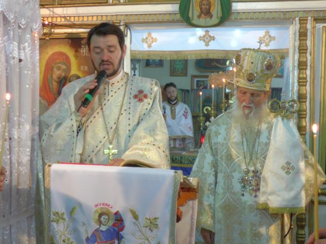 IPS Arhiepiscop Pimen: „Bucuria duhovnicească vine prin purtarea crucii, a necazurilor“