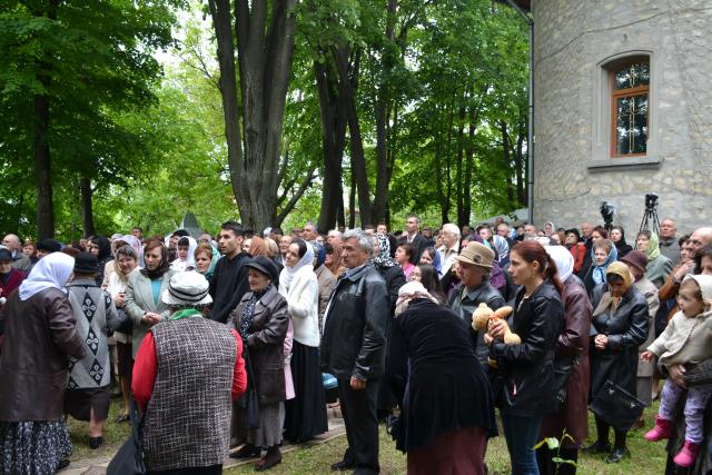 „Fratele geamăn sau sora geamănă ai lui Toma suntem noi”