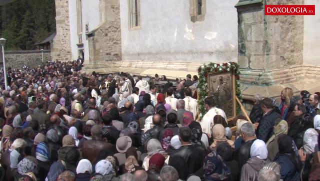Izvorul Tămăduirii - hramul Mănăstirii Bistrița
