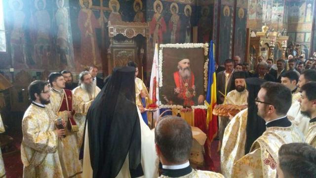 Evenimente de marcă dedicate Episcopului Melchisedec Ştefănescu (GALERIE FOTO)