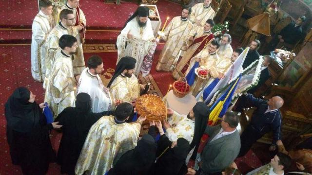 Evenimente de marcă dedicate Episcopului Melchisedec Ştefănescu (GALERIE FOTO)
