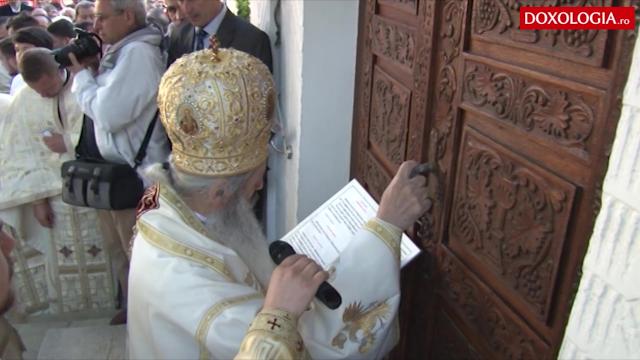 (Video) Resfințire de biserică la Târgu Neamț