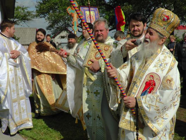 Sărbătoare arhierească în Parohia Bălcăuți