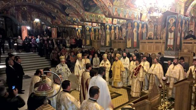 Ierarhi, preoți și credincioși, la pomenirea Episcopului Ioachim Mareș