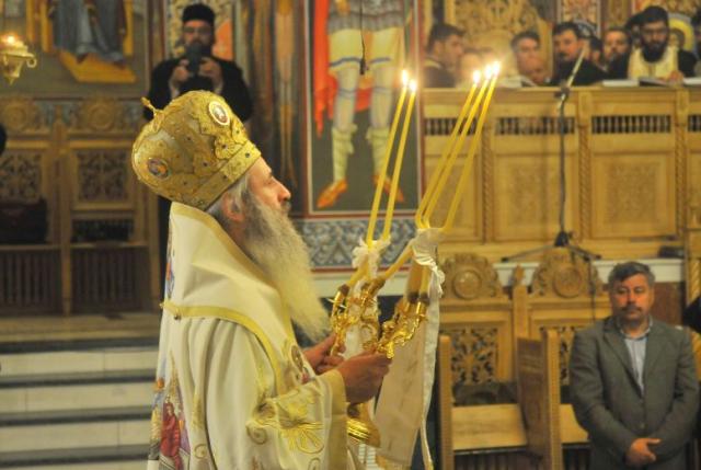 Ierarhi, preoți și credincioși, la pomenirea Episcopului Ioachim Mareș