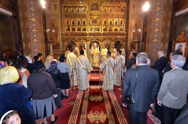 Duminica Mironosițelor, la Catedrala din Târgoviște