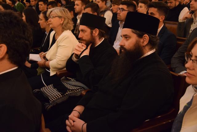 „Un model de educație integral presupune un raport de cooperare între Familie, Școală si Biserică”