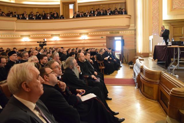 „Un model de educație integral presupune un raport de cooperare între Familie, Școală si Biserică”