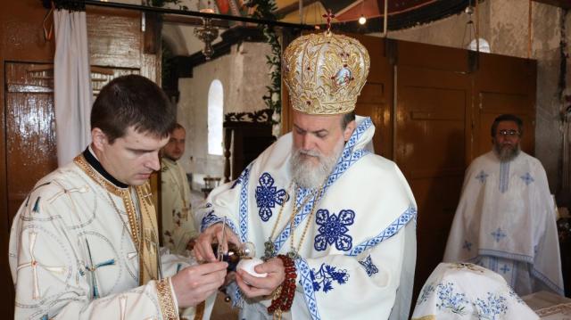 Liturghie arhierească în Parohia Gârbovi I, Protopopiatul Urziceni