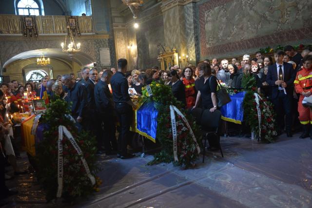 Cei patru eroi ai SMURD Iași au fost înmormântați
