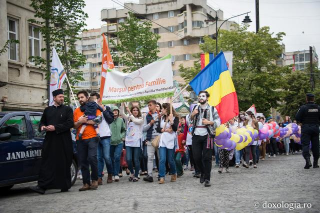 „Marșul pentru familie”, ediția a III-a: „Noi credem în viitorul familiei; ceea ce este firesc, rămâne firesc”