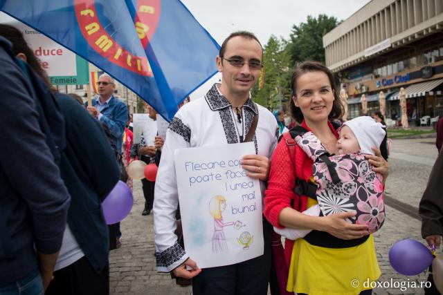 „Marșul pentru familie”, ediția a III-a: „Noi credem în viitorul familiei; ceea ce este firesc, rămâne firesc”
