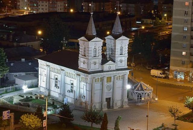 Rugăciune şi priveghere de toată noaptea în Protoieria Bacău