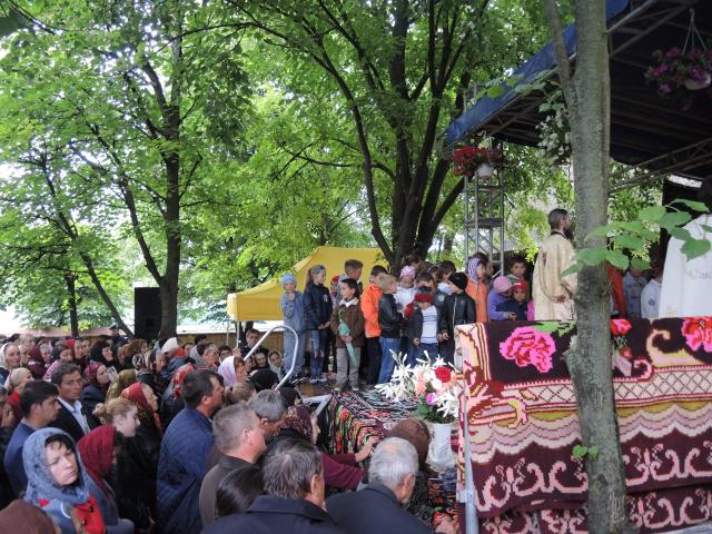 Preoții din Protopopiatul Săveni au dezbătut tema „Preotul şi tânărul împreună pe drumul către Dumnezeu“