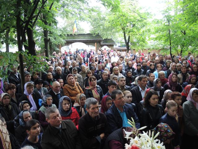 Preoții din Protopopiatul Săveni au dezbătut tema „Preotul şi tânărul împreună pe drumul către Dumnezeu“