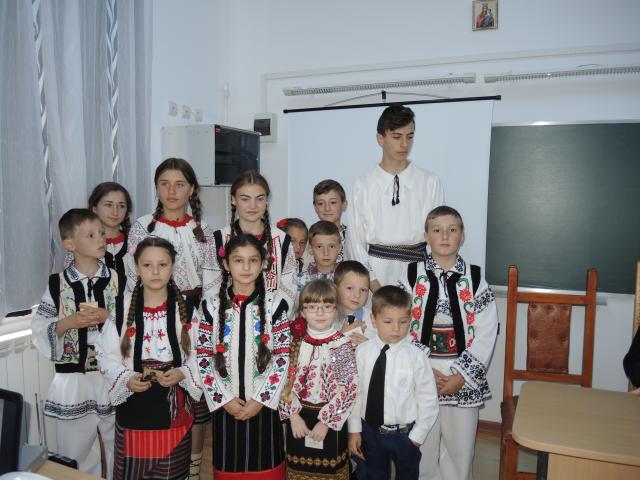 Preoții din Protopopiatul Săveni au dezbătut tema „Preotul şi tânărul împreună pe drumul către Dumnezeu“
