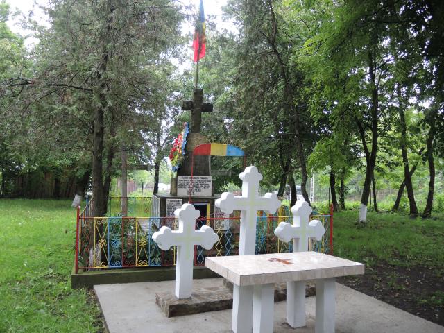 Preoții din Protopopiatul Săveni au dezbătut tema „Preotul şi tânărul împreună pe drumul către Dumnezeu“