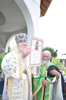 Întreită sărbătoare la Mănăstirea Gorovei