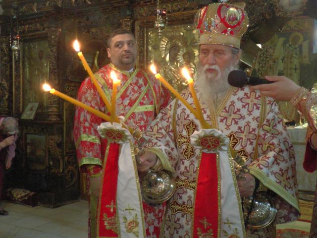 Catedrala Arhiepiscopală din Suceava şi-a cinstit ocrotitorul